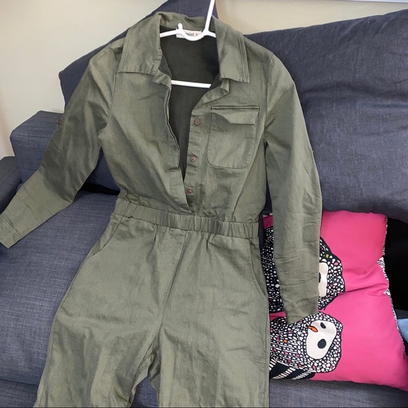 Olive jumpsuit - Picture 2 of 2